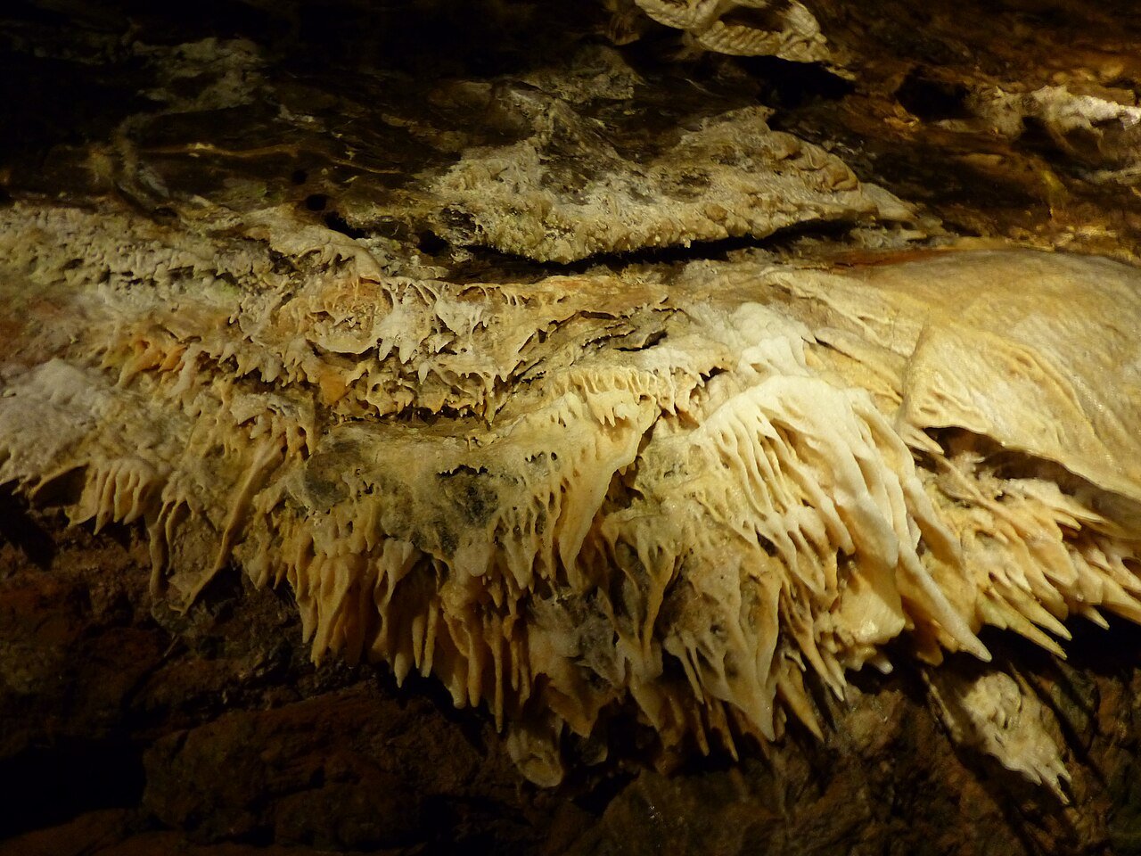 Gruta de las Maravillas (Aracena)